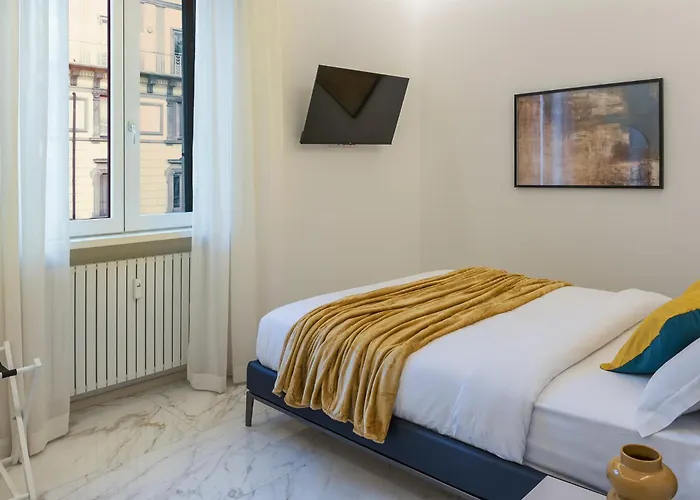 Luxury - Penthouse In Historic Center Mediolan