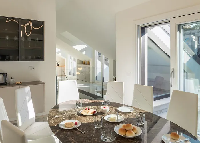 Luxury - Penthouse In Historic Center Apartament