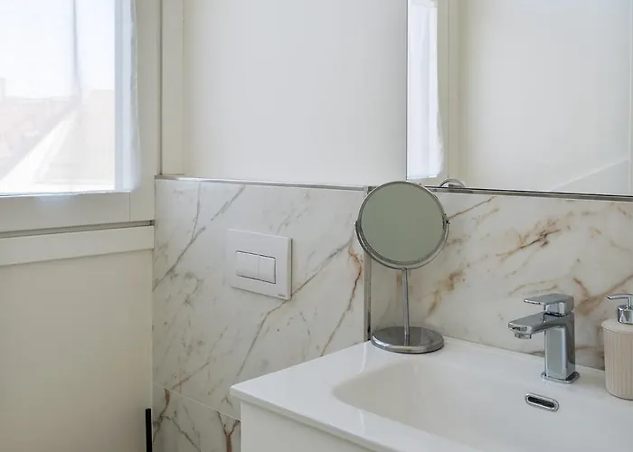 Luxury - Penthouse In Historic Center Mediolan